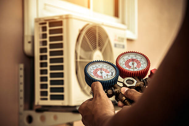 Professional Hvac technician working in Northport, WA